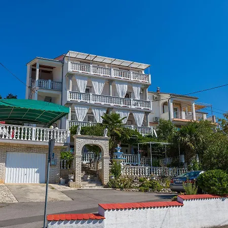 Reizendes Nur 700 Meter Zum Mit Meerblick, Pool, Bbq, Wifi