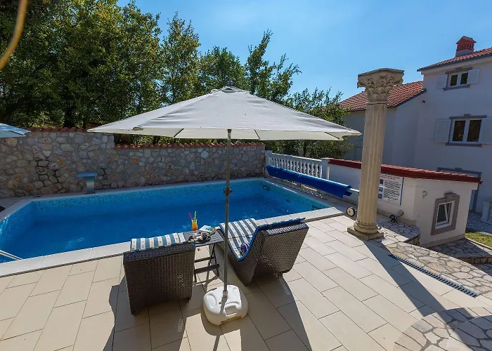 Reizendes Nur 700 Meter Zum Mit Meerblick, Pool, Bbq, Wifi * Цриквеница